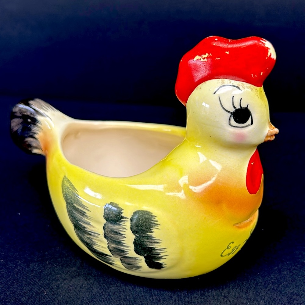 Retro /vintage JOSEF ORIGINALS anthropomorphic ceramic chicken egg separator